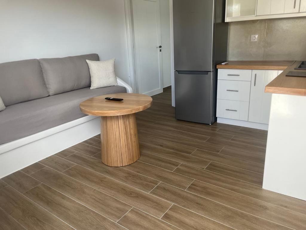 Milesian Suites Adamantas  Ruang foto